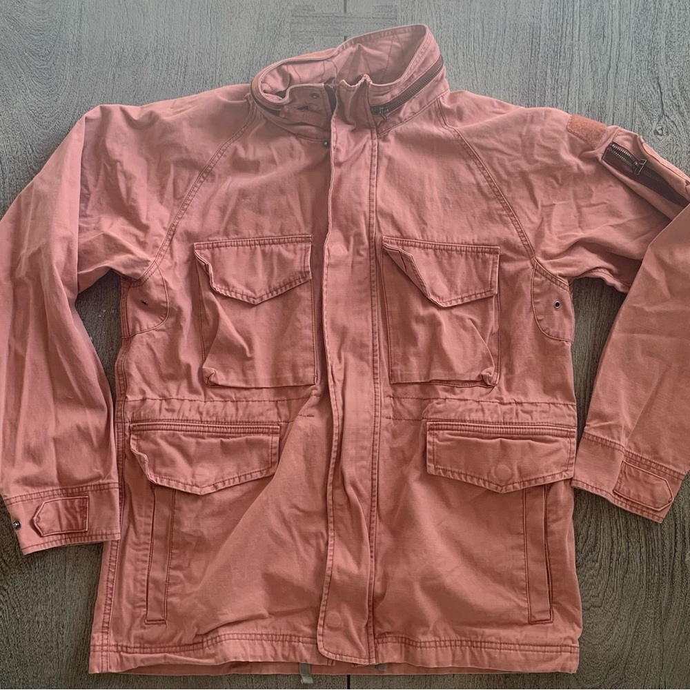 Urban Outfitter Mens Pink Utility Jacket with hood Size M.